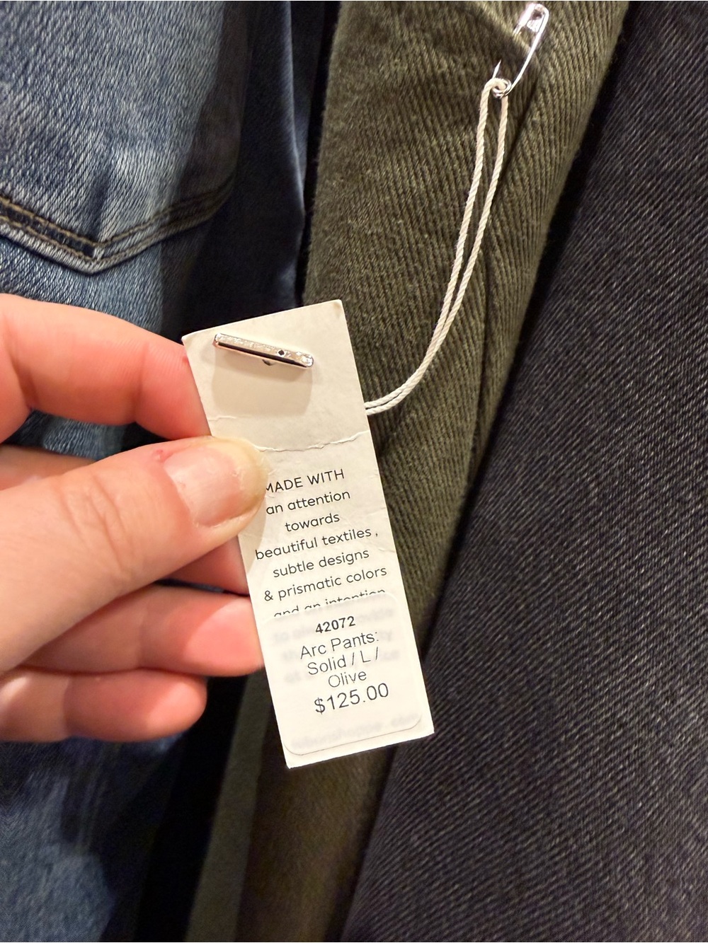 Le Bon Shoppe Arc Pant in Olive - Picture 8 of 8